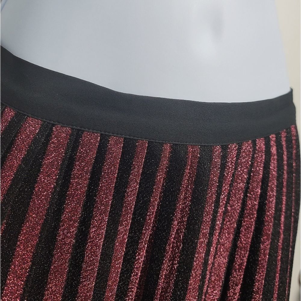 NWOT- MODCLOTH  - Picture 3 of 8